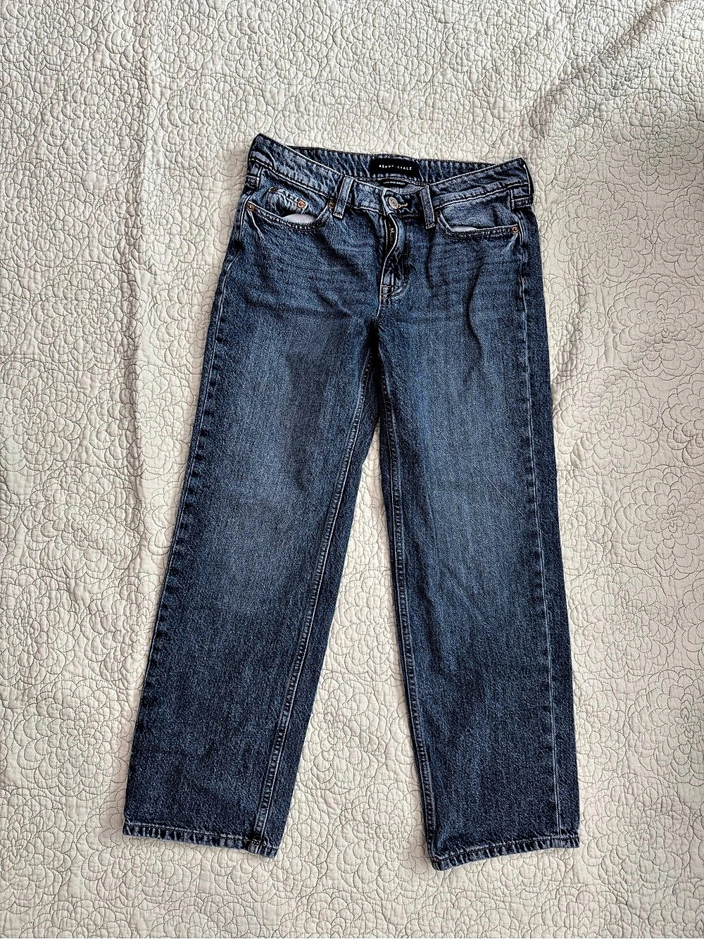 AEROPOSTALE Low Rise Baggy Blue 2 Short Like New